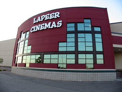 Lapeer Cinemas - Facade (newer photo)
